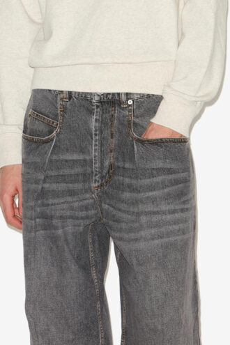 Janael høyhalset jeans med løs passform