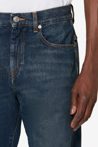 Lewys 5-lomme jeans i blekket denim