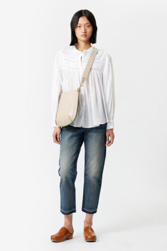 Plalia-bluse i rynket, ensfarget bomullsvoile Plalia-bluse i rynket, ensfarget bomullsvoile