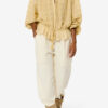 Polly bomullsbluse med blomsterblonder Polly bomullsbluse med blomsterblonder
