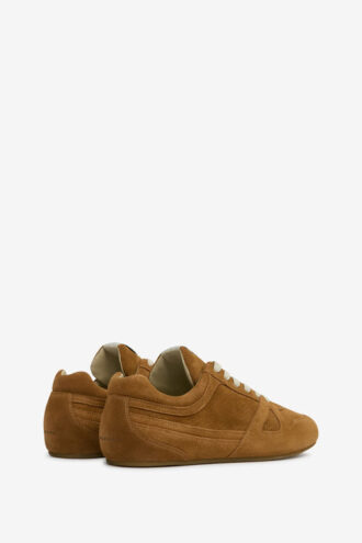Sennyh lave sneakers i semsket kalveskinn Sennyh lave sneakers i semsket kalveskinn